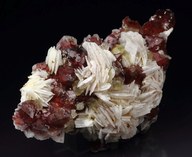 QUARTZ with red HEMATITE INCLUSIONS, FLUORITE, BARYTE