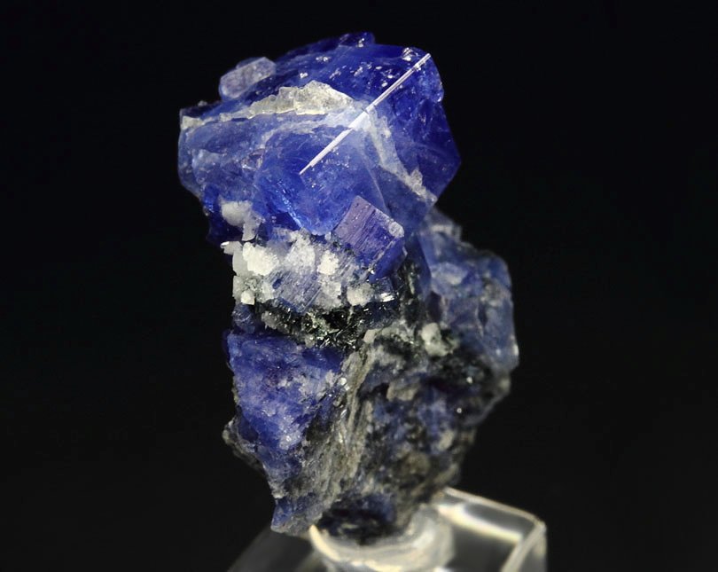 crystalised CARLETONITE