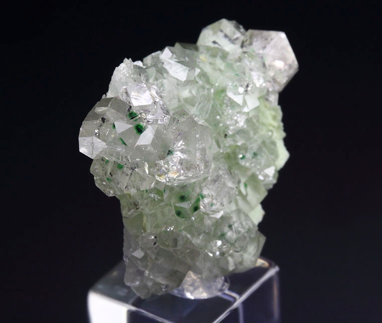 colorless gem GARNET var. GROSSULAR with GREEN CHROMIAN PHANTOMS