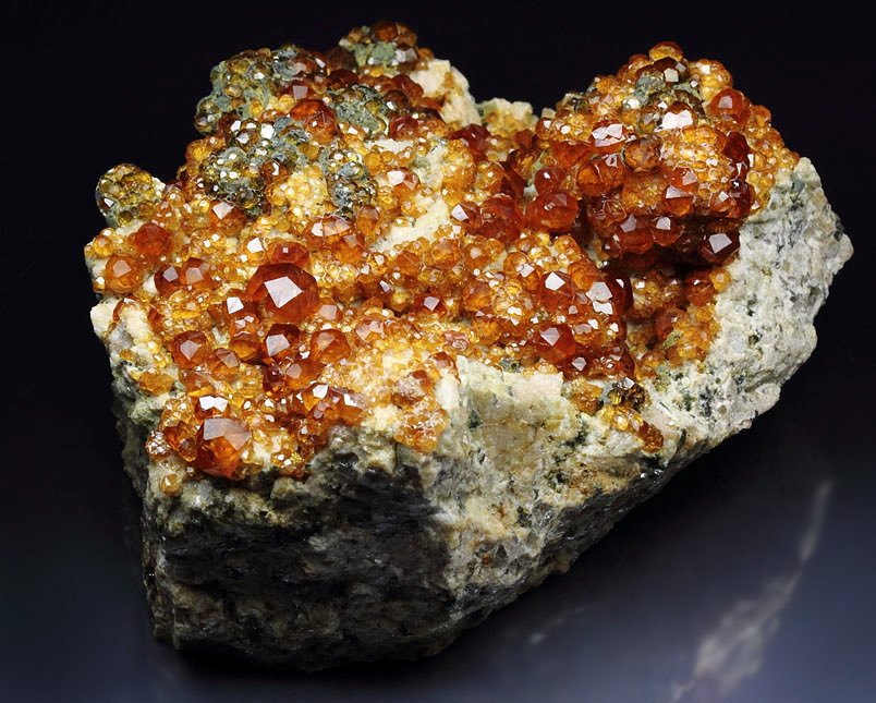 gem GARNET var. SPESSARTINE, MICROCLINE, MUSCOVITE