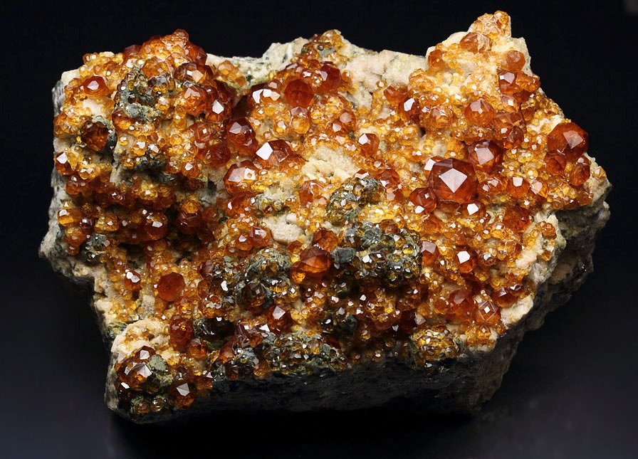 gem GARNET var. SPESSARTINE, MICROCLINE, MUSCOVITE