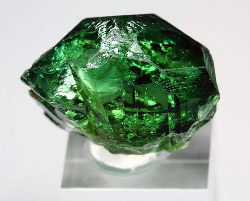 gem TOURMALINE var. CHROME TOURMALINE