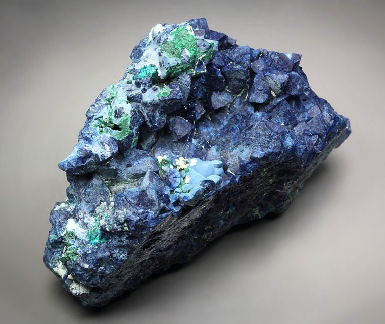 SHATTUCKITE pseudomorph after DIOPTASE after CALCITE, MALACHITE