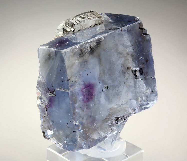 FLUORITE with PHANTOM