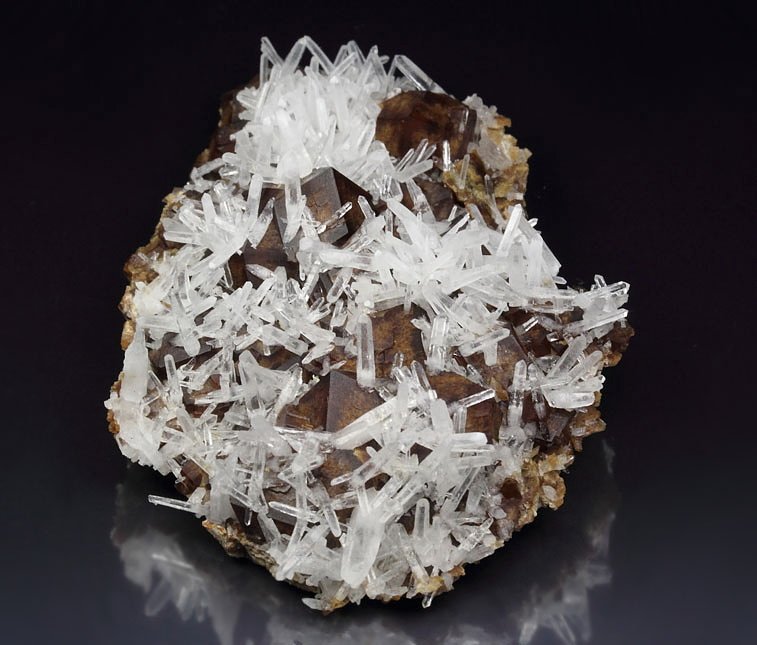 GARNET var. ANDRADITE, QUARTZ