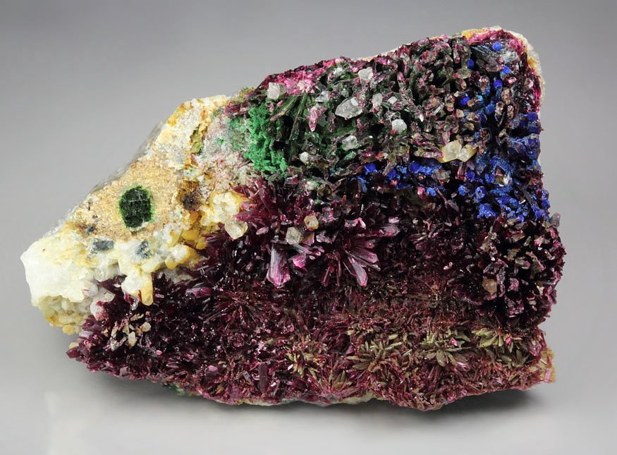 ERYTHRITE, AZURITE, OLIVENITE, PHLOGOPITE