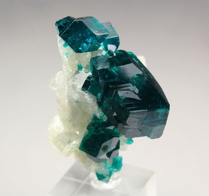 gem DIOPTASE, CALCITE