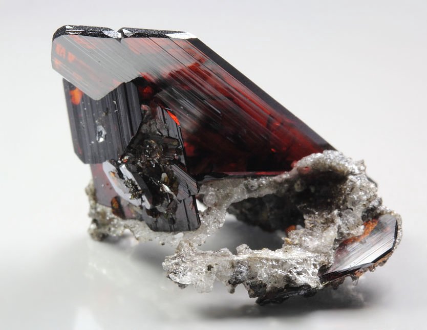 BROOKITE