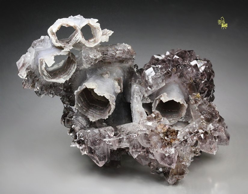 QUARTZ var. AMETHYST, CHALCEDONY