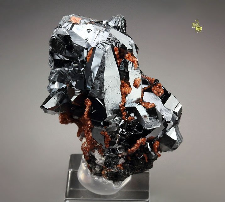 HEMATITE, GARNET var. ANDRADITE