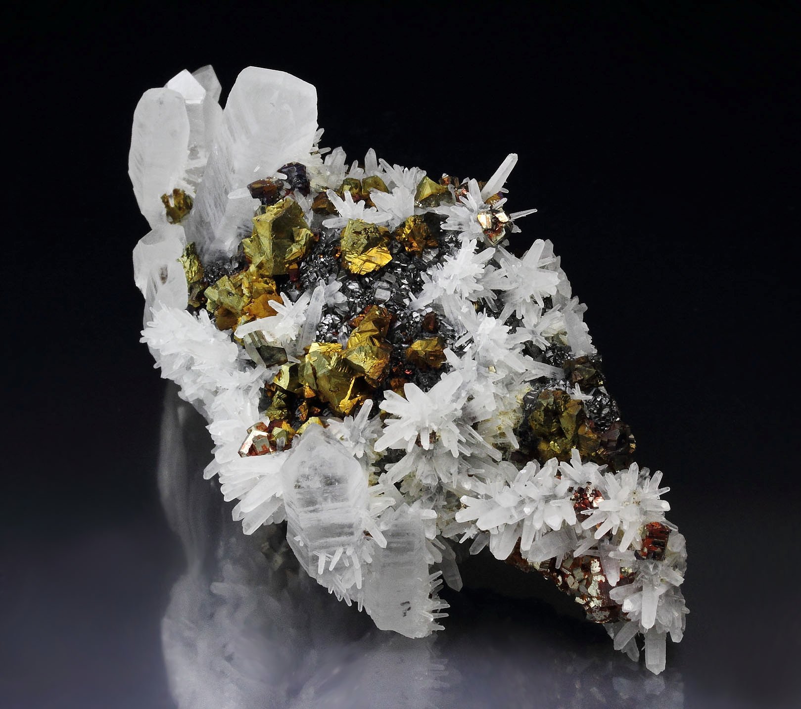 QUARTZ, CHALCOPYRITE, PYRITE, SPHALERITE