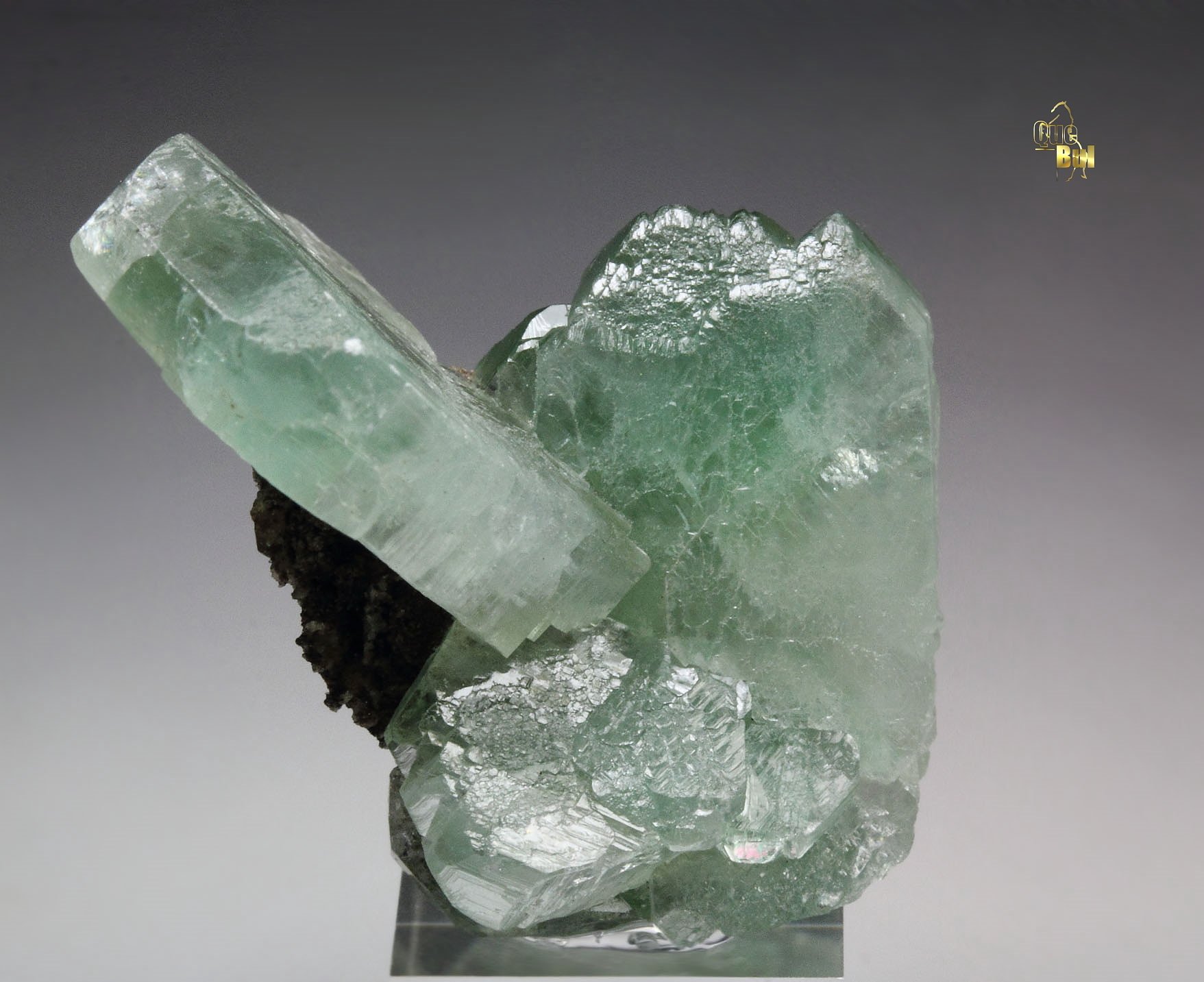 BARYTE with MALACHITE inclusions