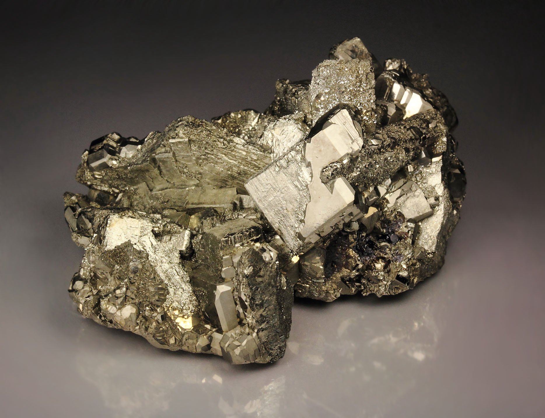 PYRITE pseudomorph after MARCASITE, epitaxial PYRITE
