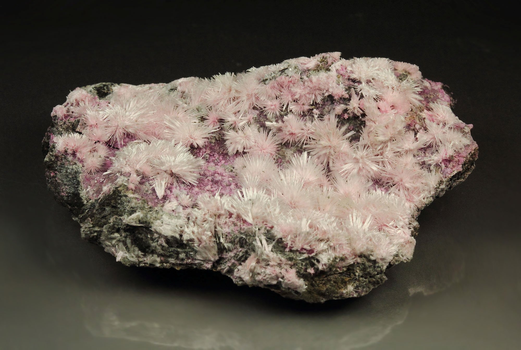 PICROPHARMACOLITE, ERYTHRITE