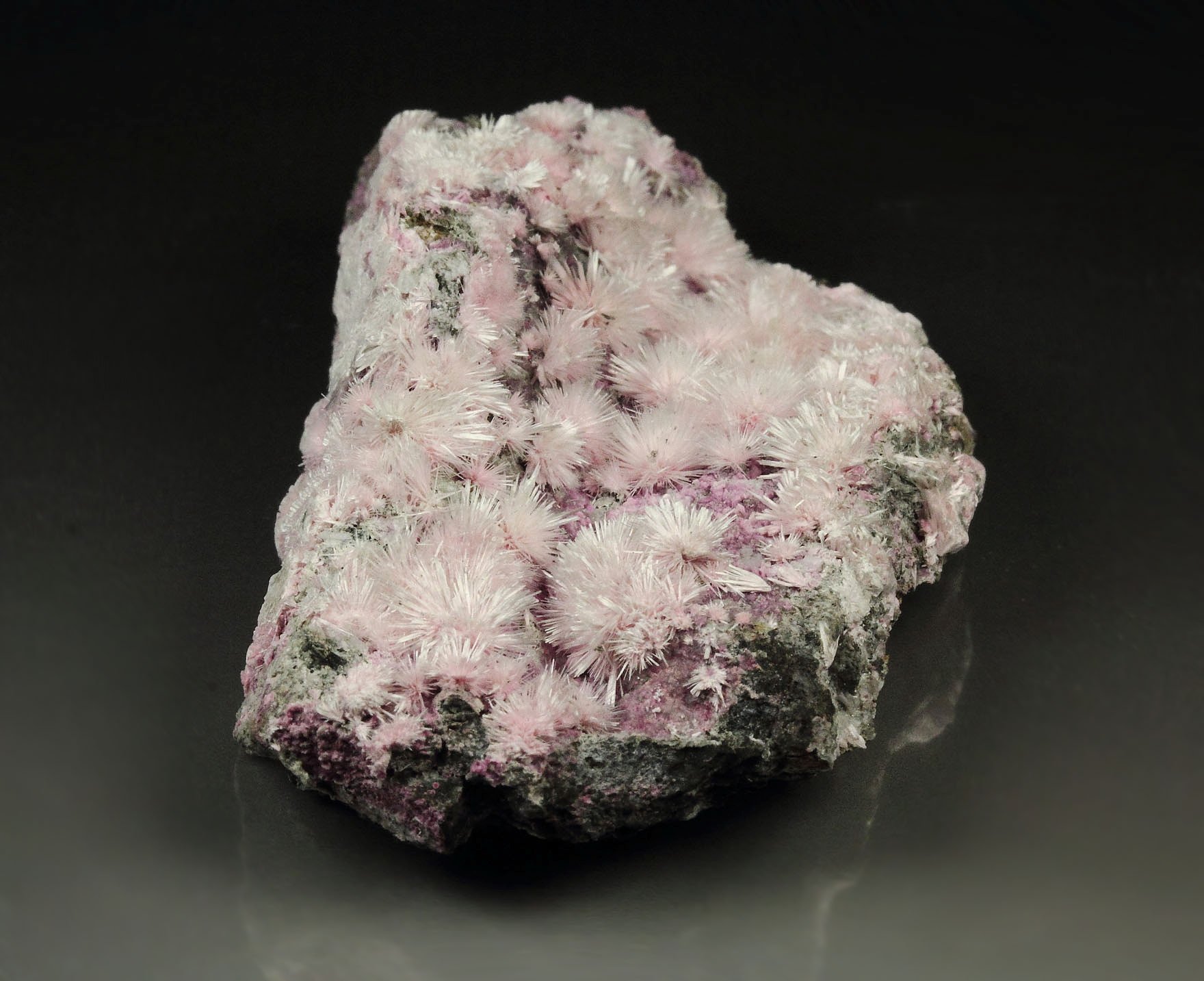 PICROPHARMACOLITE, ERYTHRITE