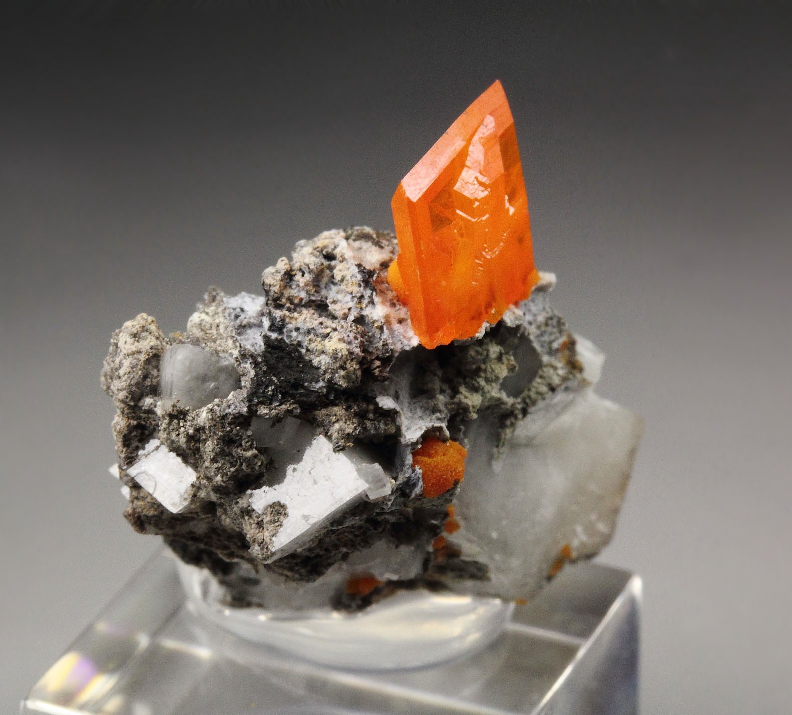 WULFENITE, MIMETITE, CALCITE