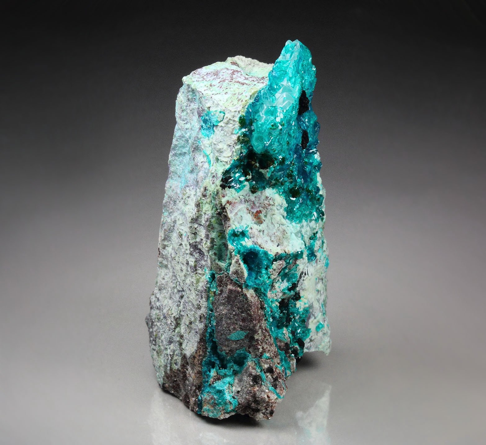 DIOPTASE, MOTTRAMITE, QUARTZ