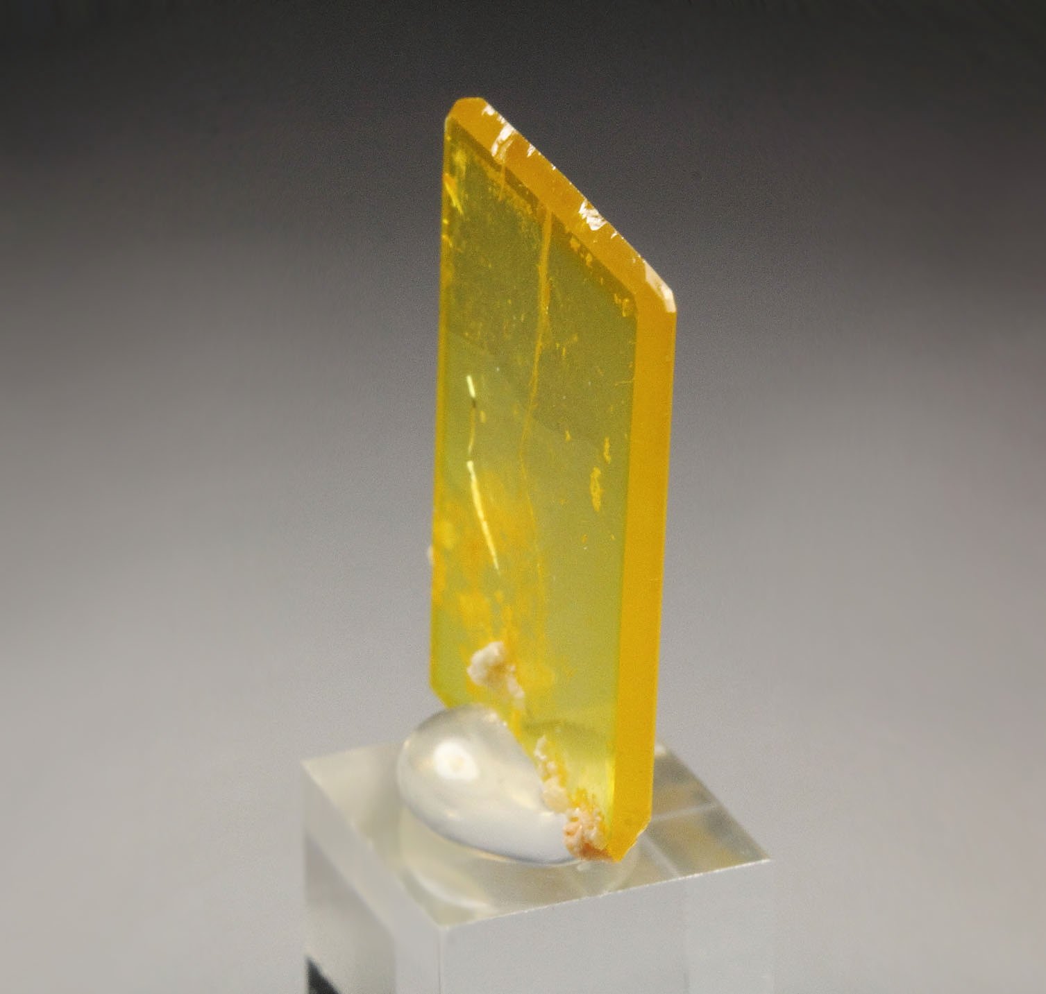 WULFENITE