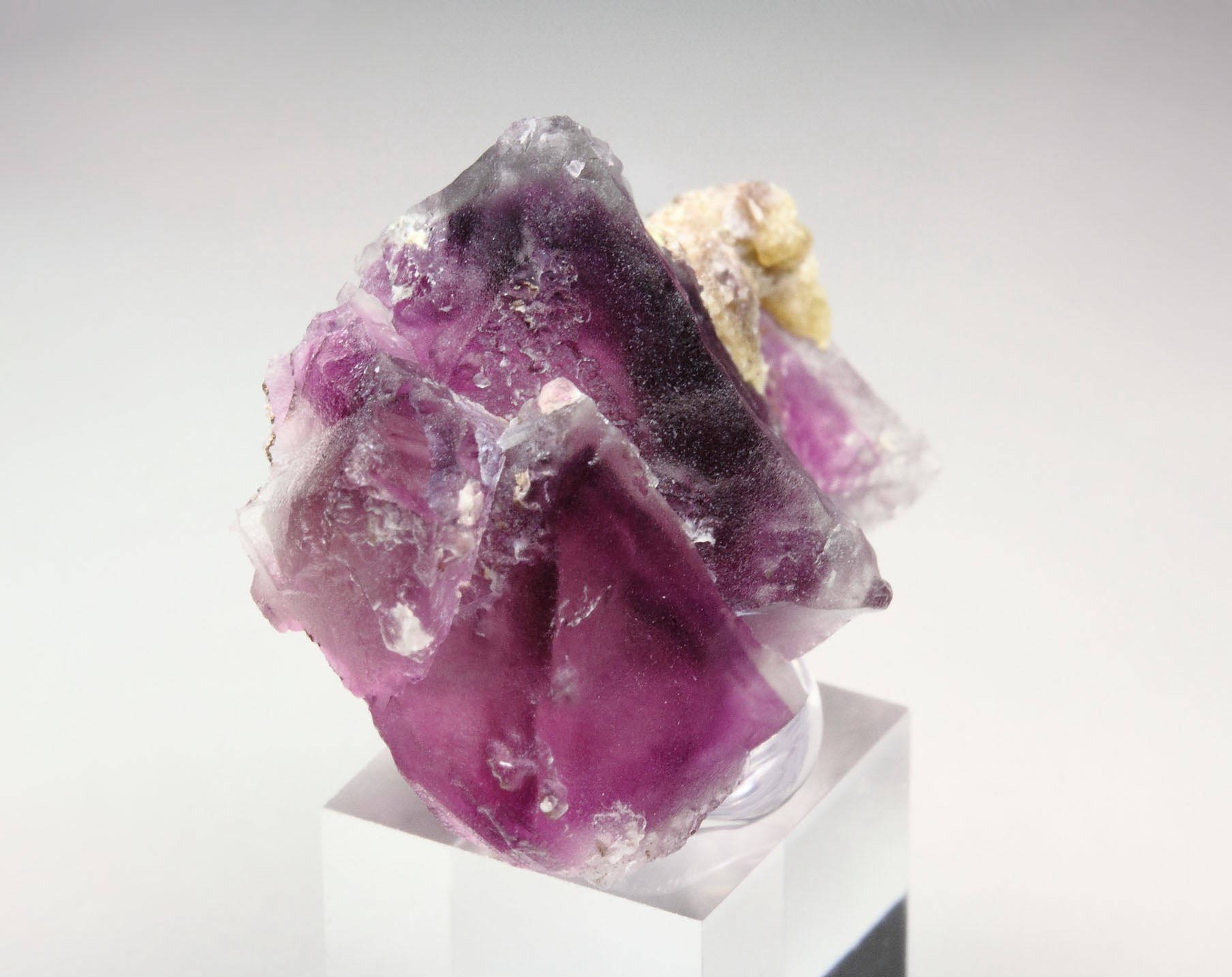 FLUORITE with PHANTOMS