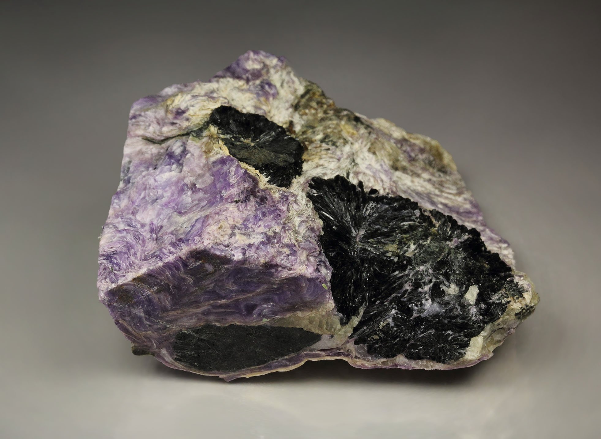 CHAROITE, AEGIRINE