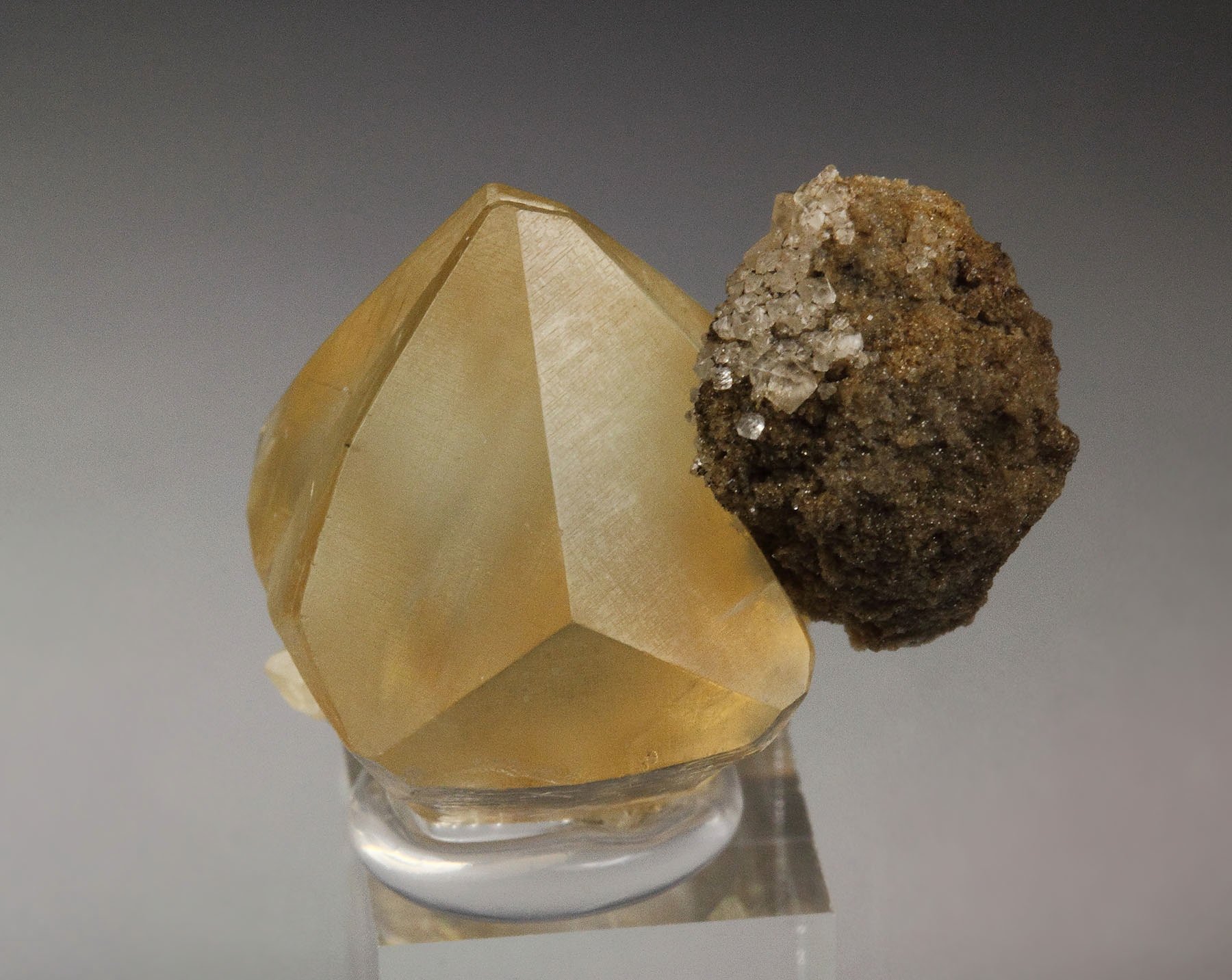 twinned CALCITE