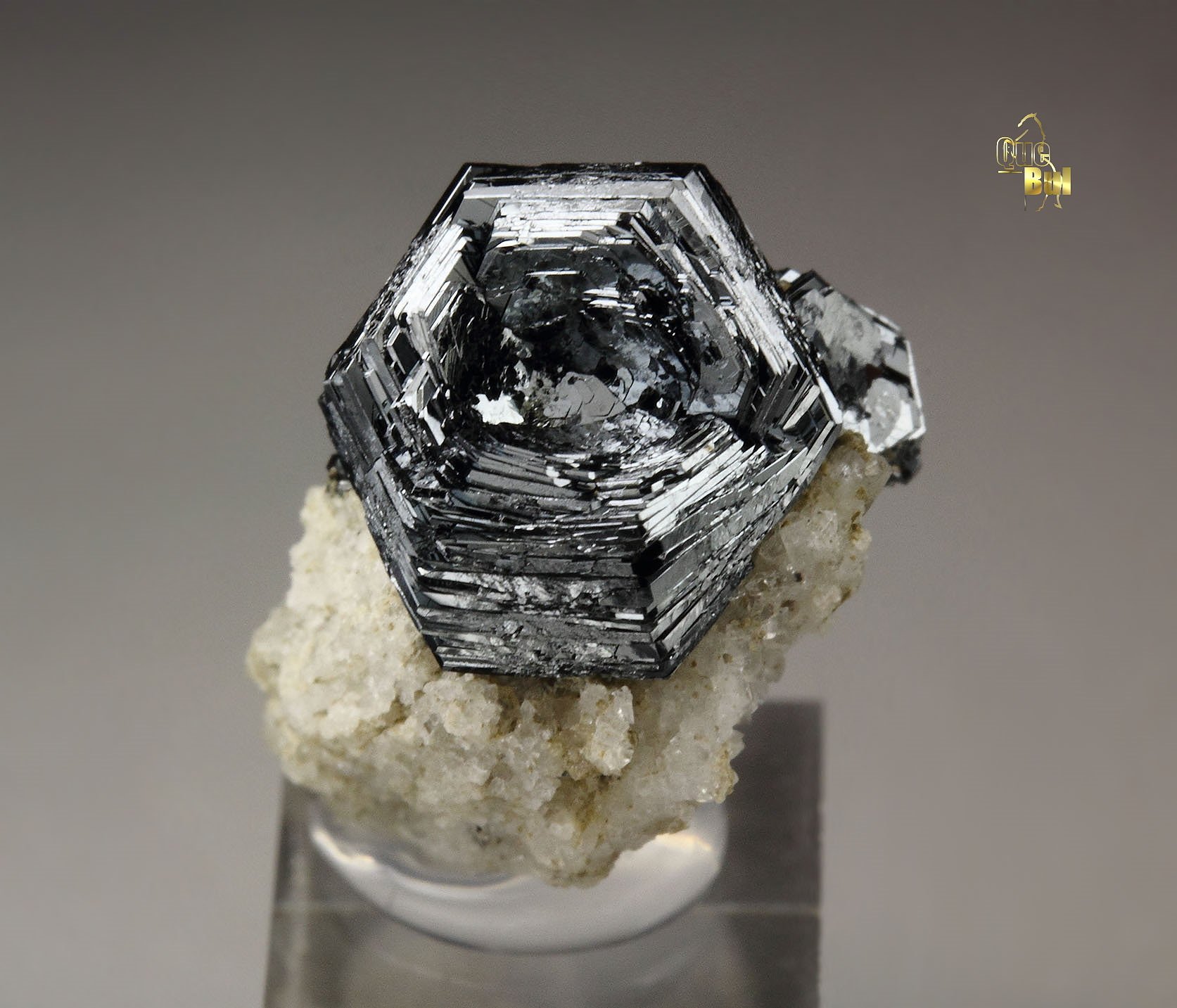 HEMATITE var. IRON ROSE