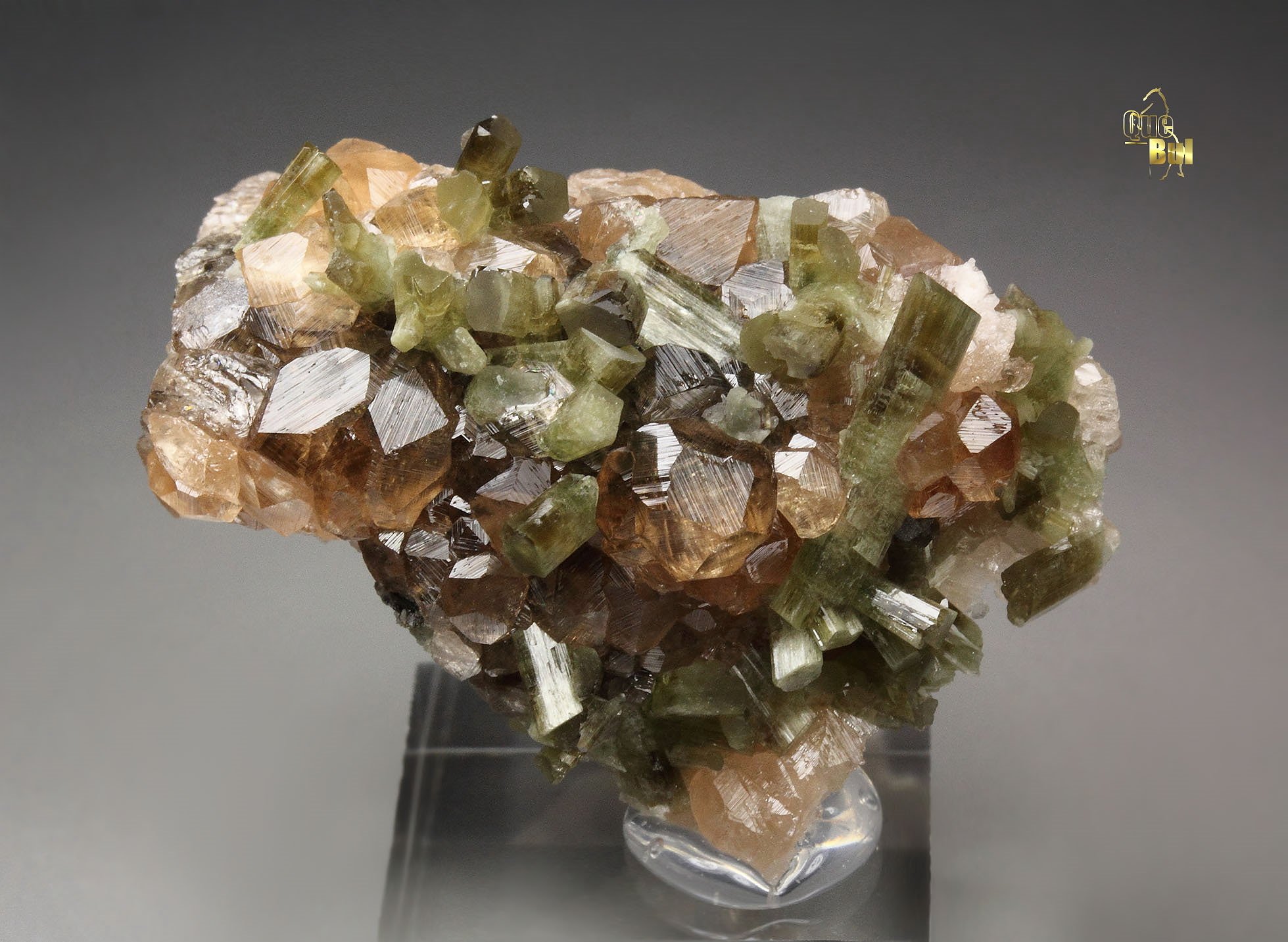 gem GARNET var. GROSSULAR, DIOPSIDE