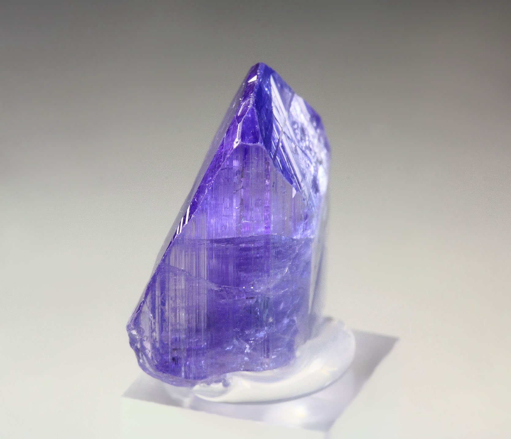 gem ZOISITE var. TANZANITE