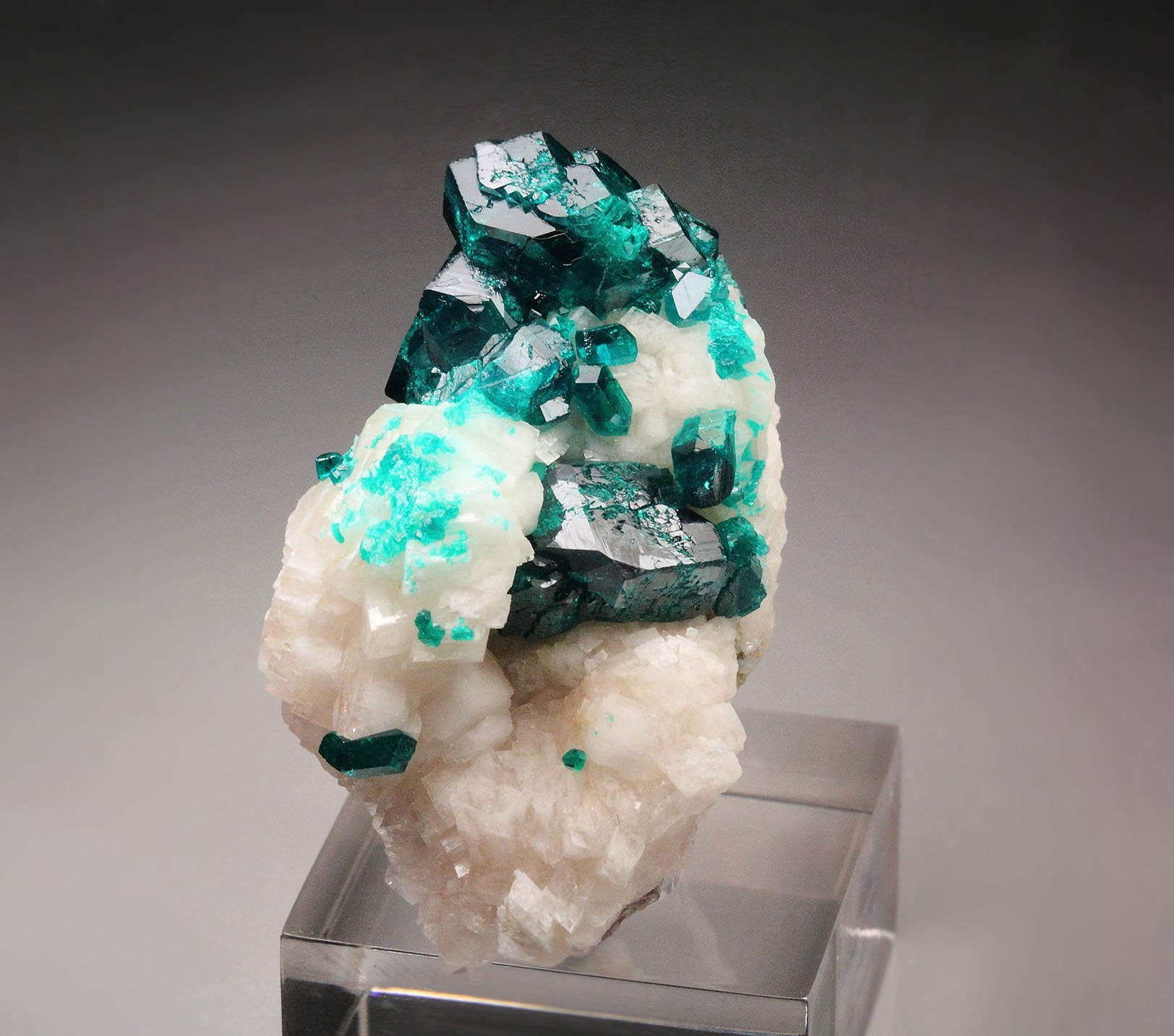 gemmy DIOPTASE, CALCITE