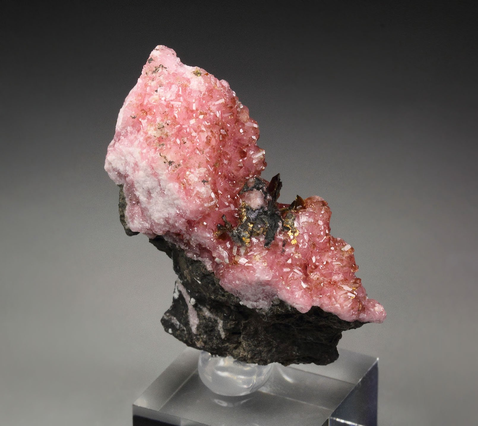 SHIGAITE, RHODOCHROSITE