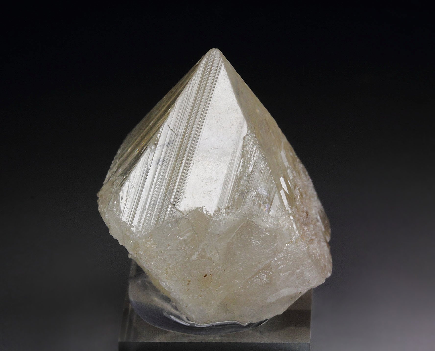 gem POWELLITE