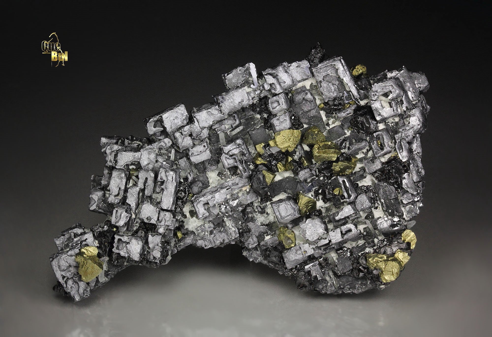 skeletal GALENA, CHALCOPYRITE, SPHALERITE