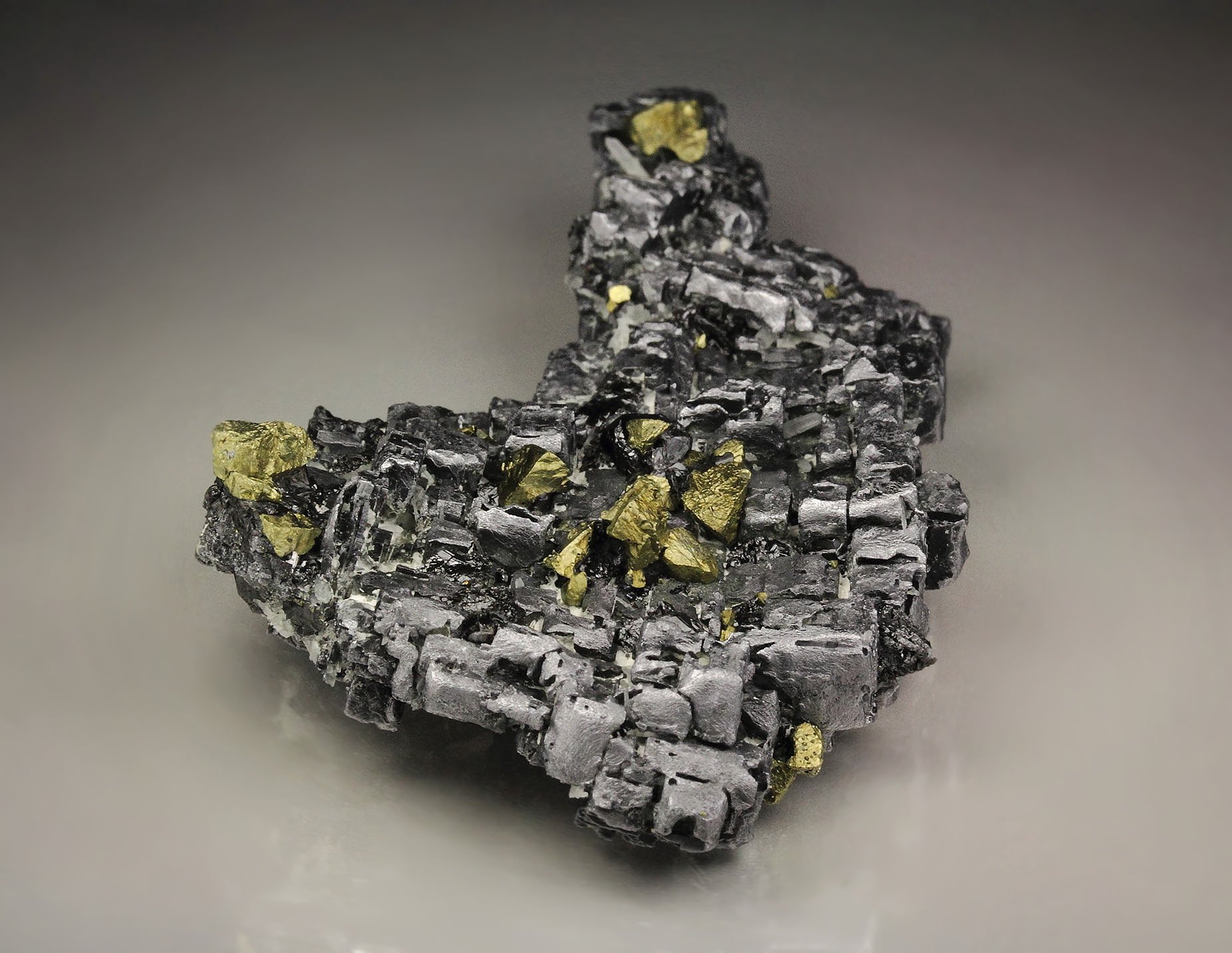 skeletal GALENA, CHALCOPYRITE, SPHALERITE