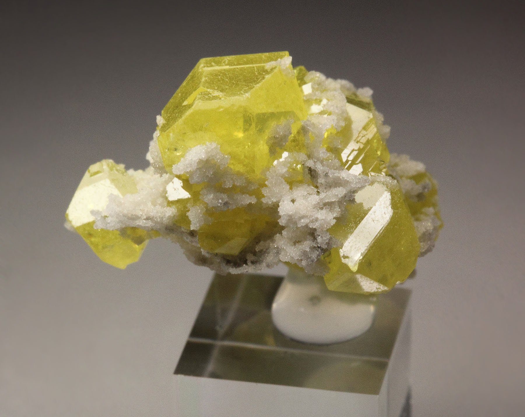 SULPHUR, ARAGONITE