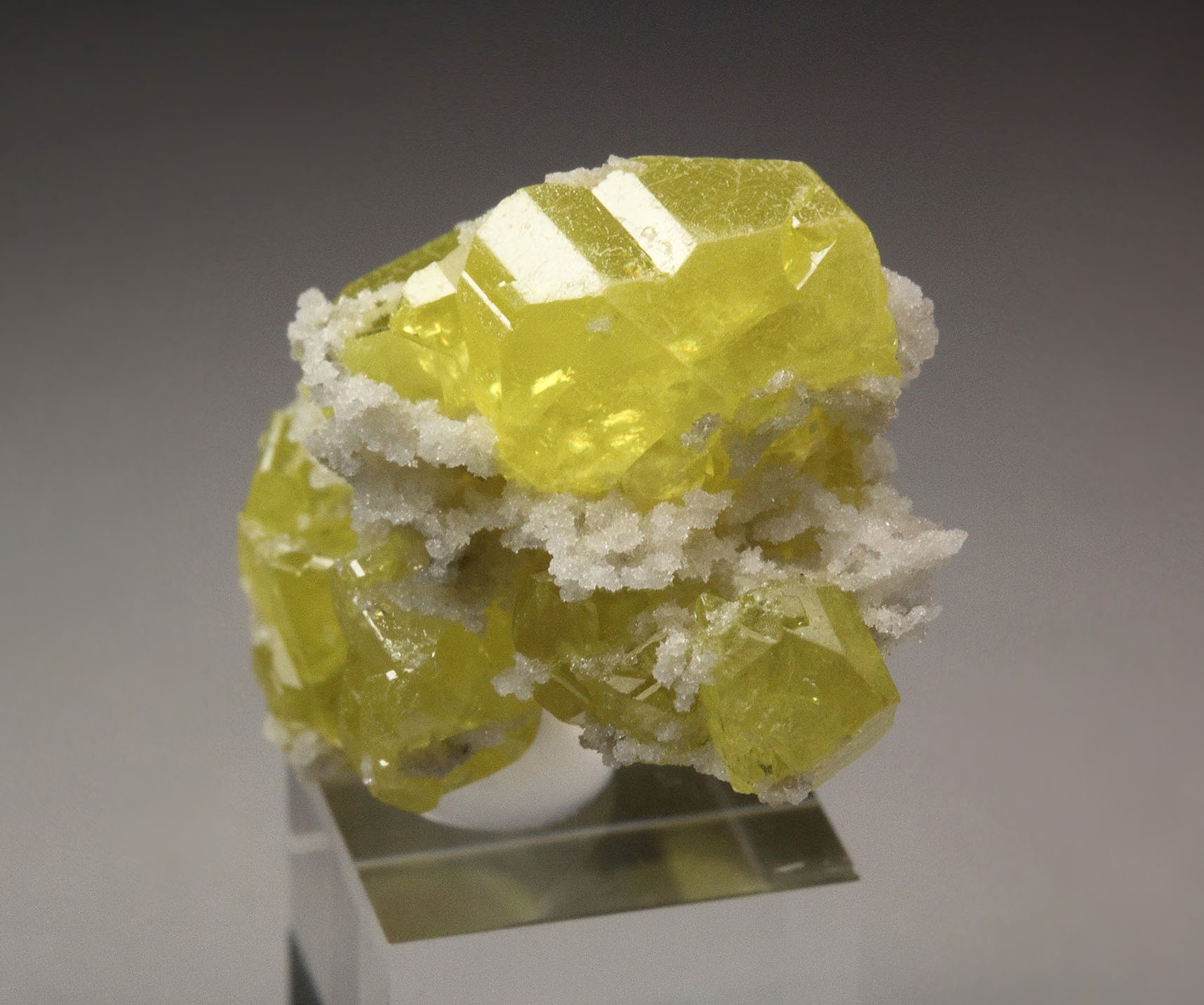 SULPHUR, ARAGONITE