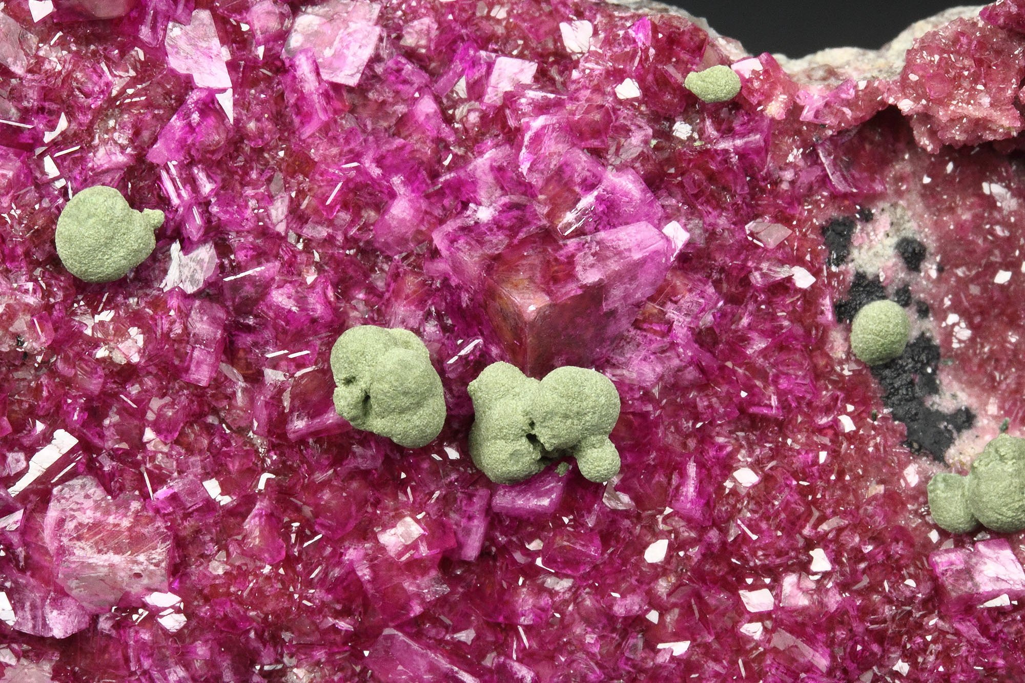 KOLWEZITE, DOLOMITE var. COBALTOAN DOLOMITE, HETEROGENITE