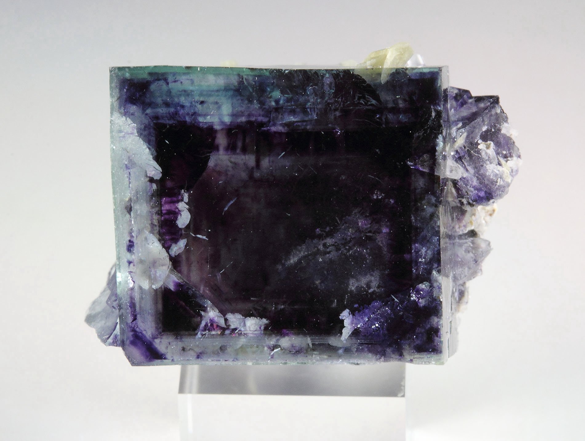 FLUORITE with PHANTOMS