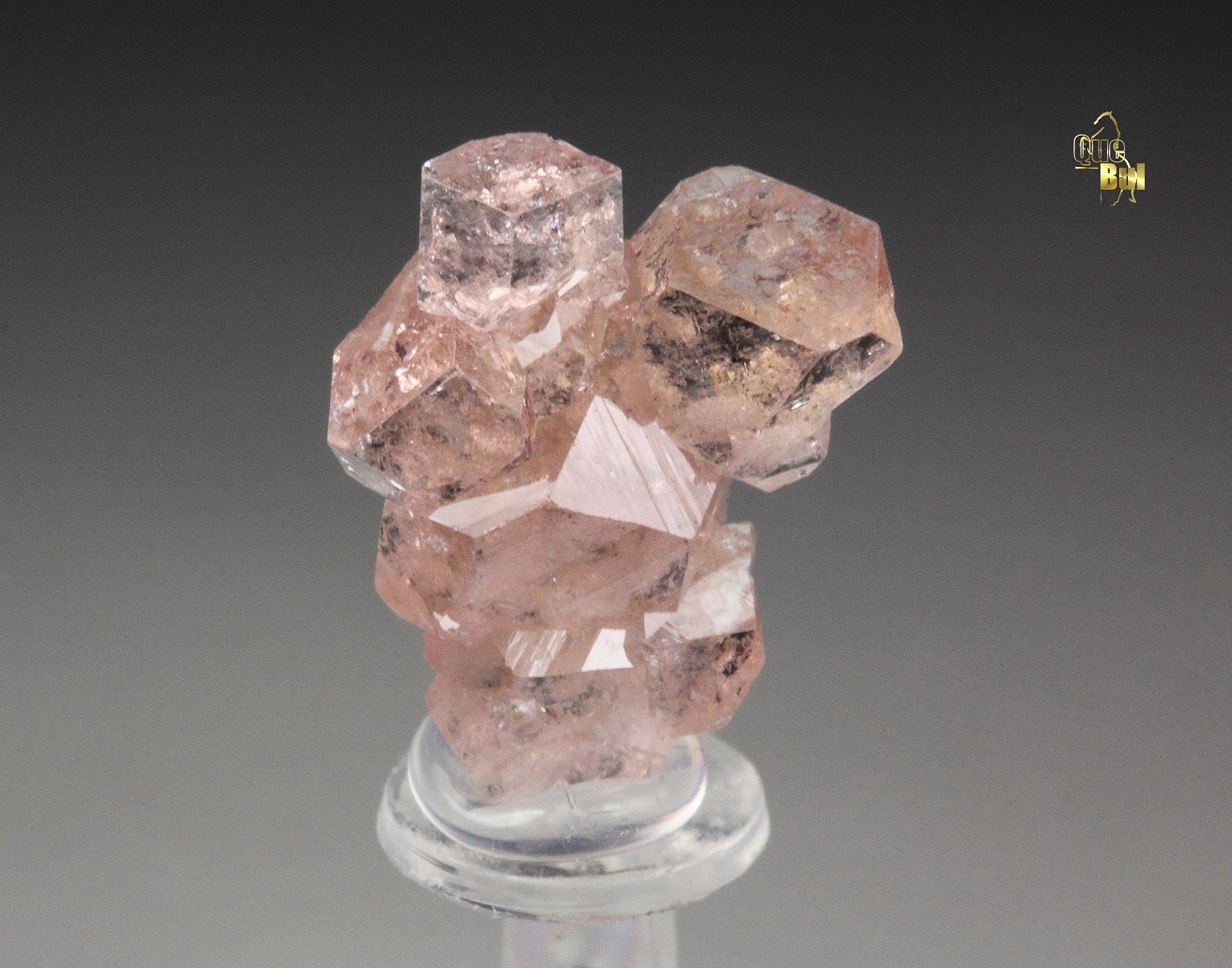 gem PINK GARNET var. GROSSULAR