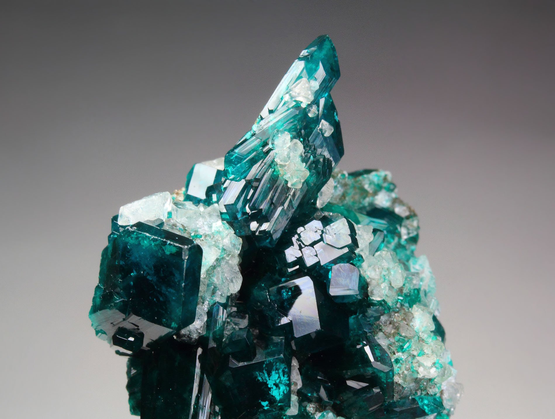 gemmy DIOPTASE, CALCITE