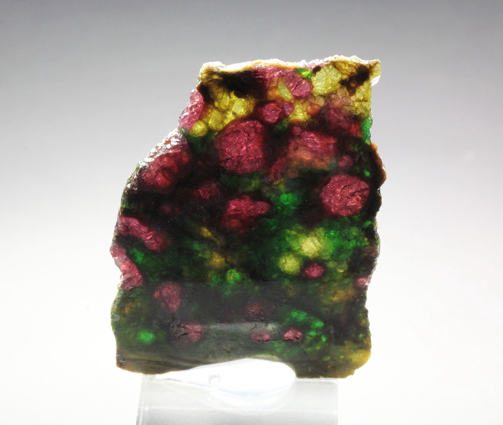 GARNET var. PYROPE, DIOPSIDE var. CHROMIUM-BEARING DIOPSIDE, ENSTATITE