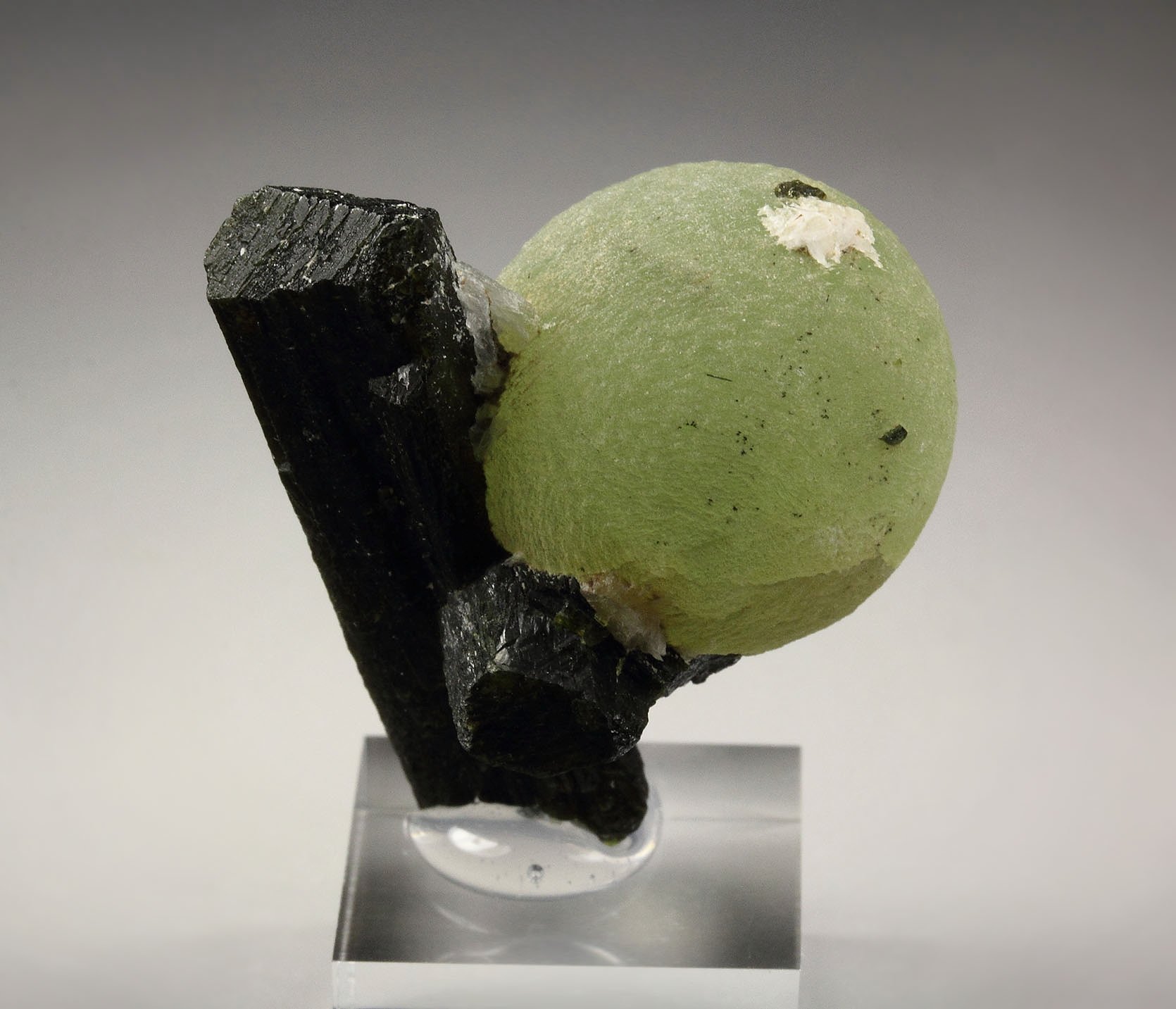 PREHNITE, EPIDOTE