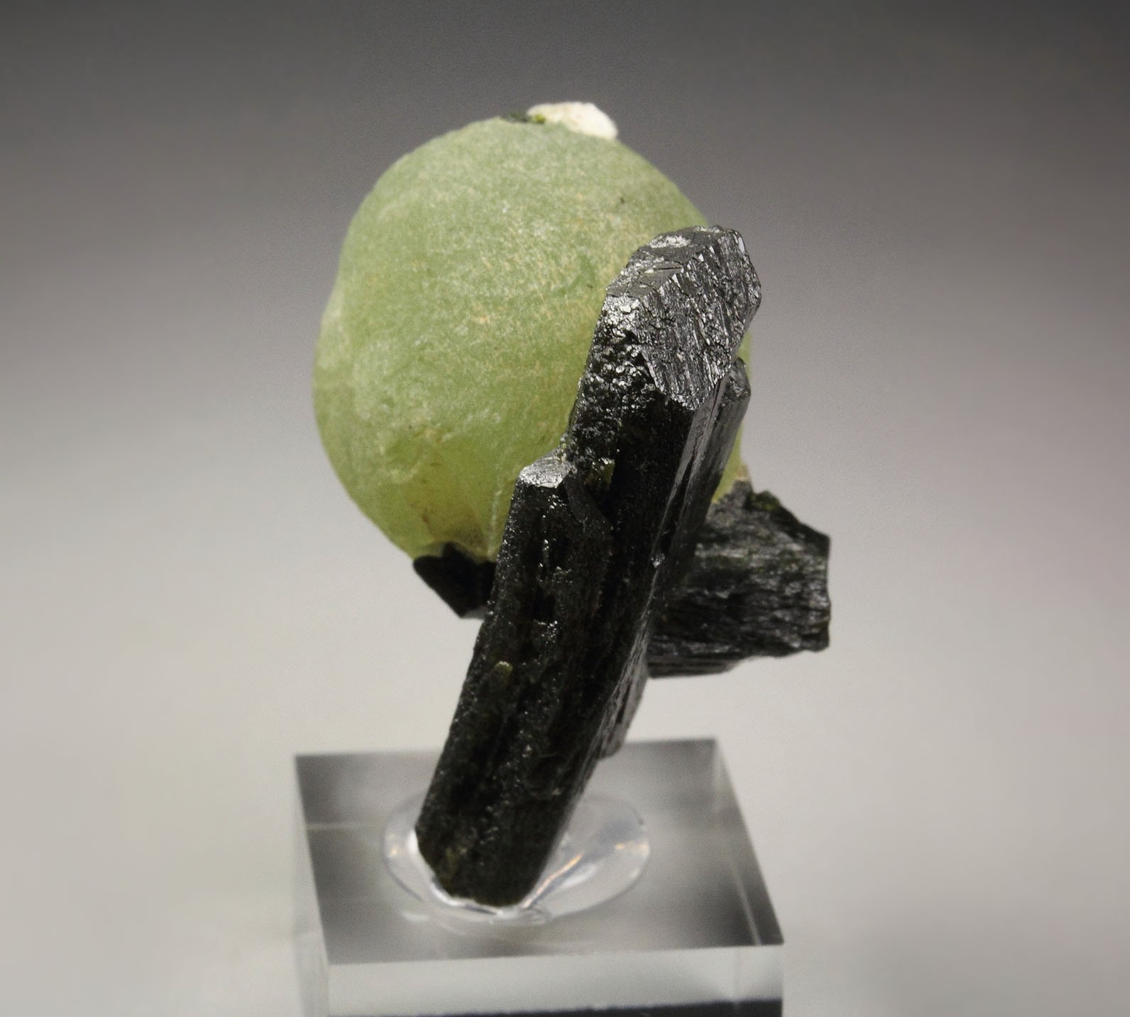 PREHNITE, EPIDOTE