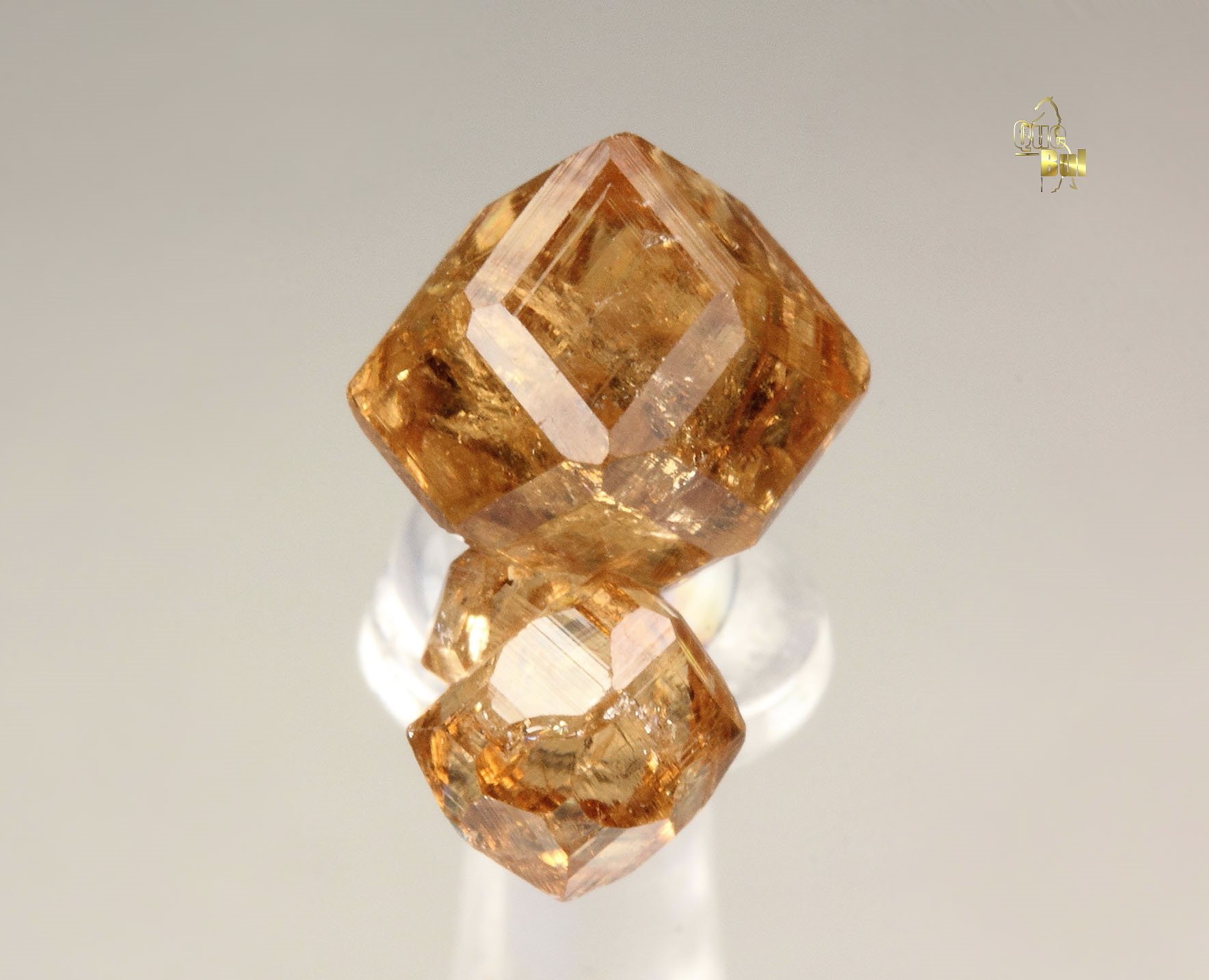 gem GARNET var. GROSSULAR