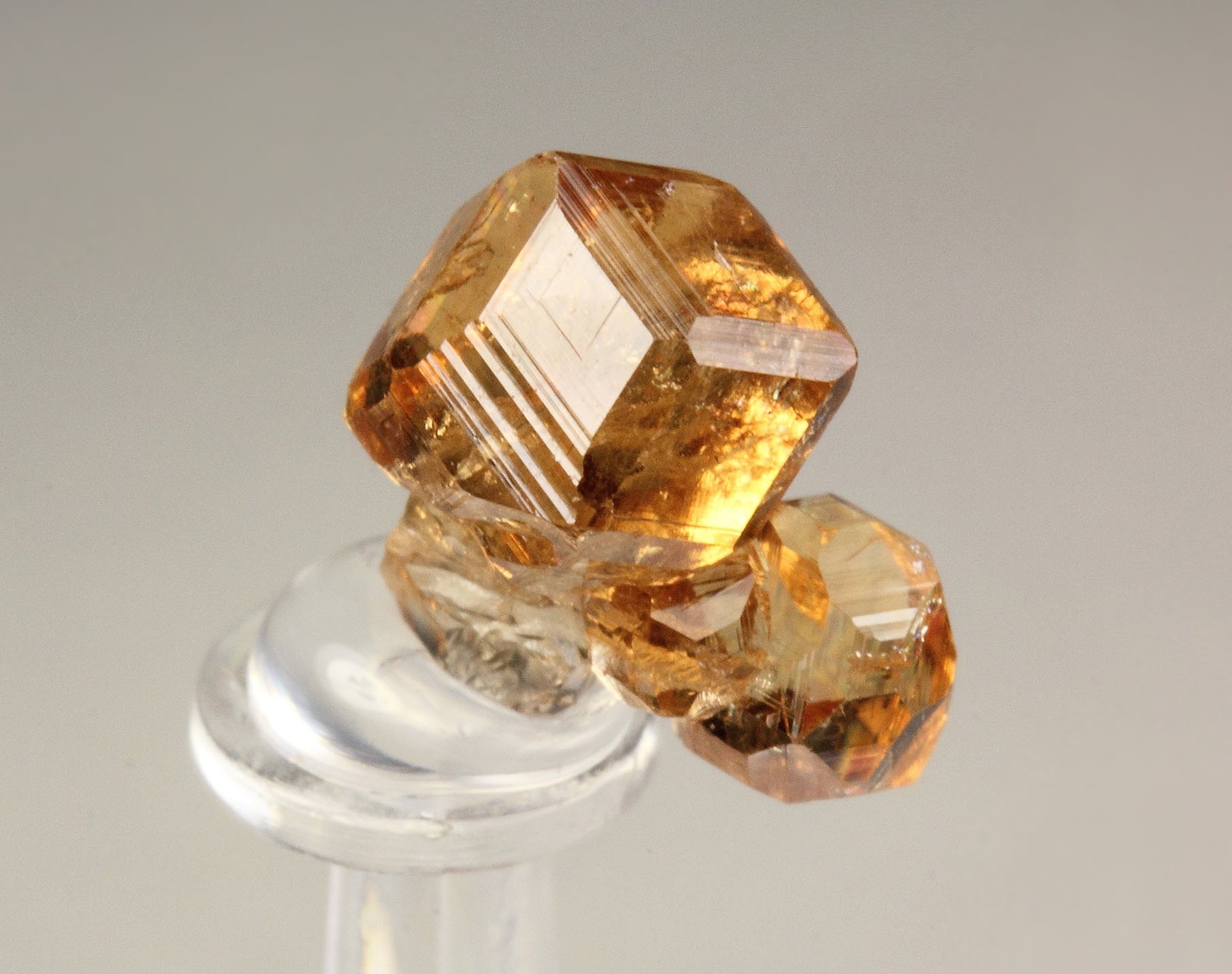 gem GARNET var. GROSSULAR