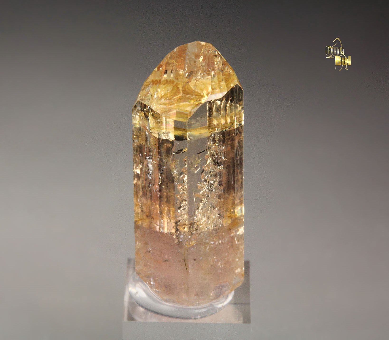 gem TOPAZ var. IMPERIAL TOPAZ