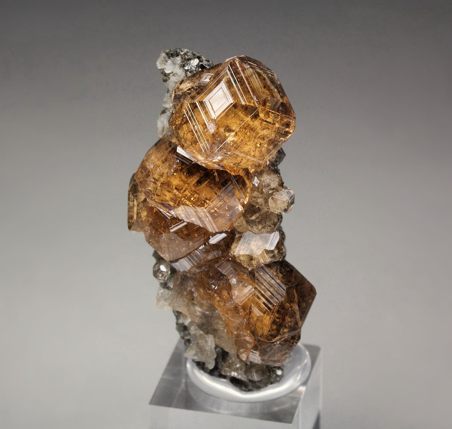 gem GARNET var. GROSSULAR