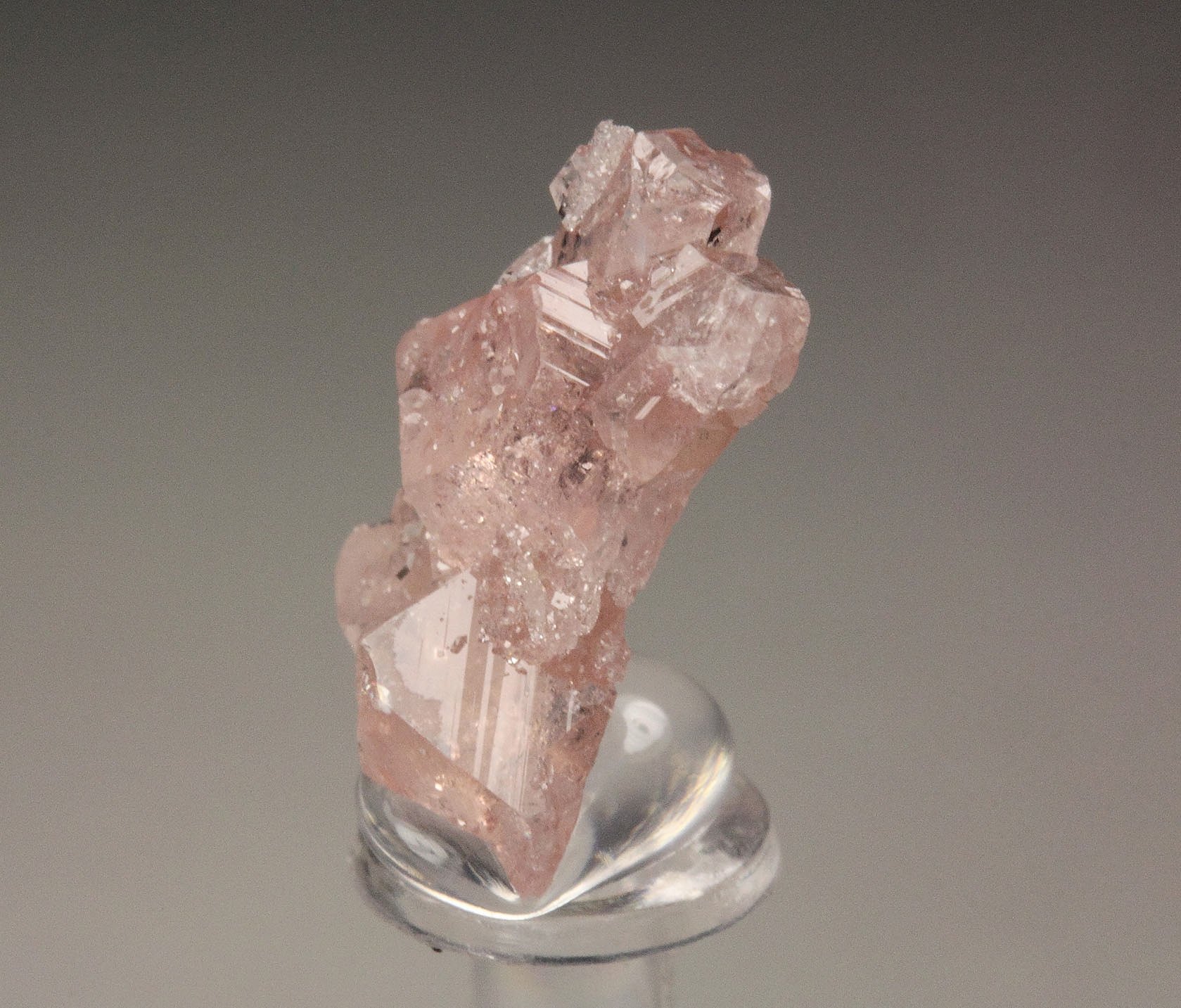 gem PINK GARNET var. GROSSULAR