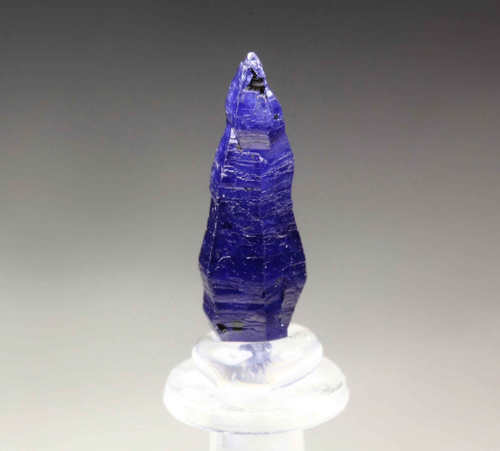 gemmy CORUNDUM var. SAPPHIRE