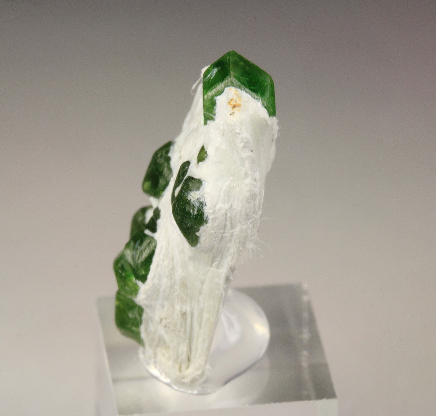 gem GARNET var. ANDRADITE var. DEMANTOID