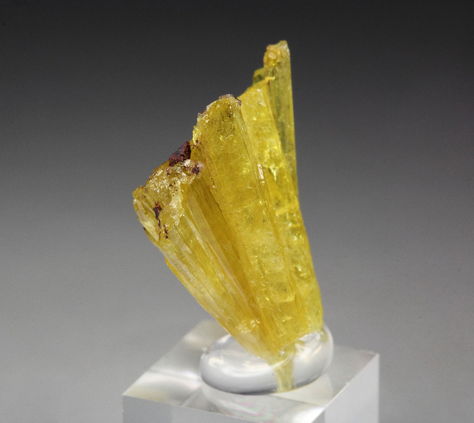 LEGRANDITE